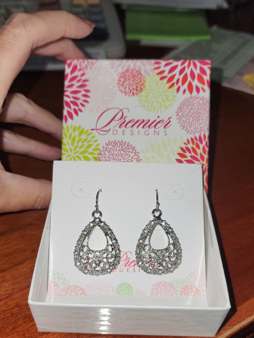 BNIB - Premier Designs Kara Lee Silver Filigree Teardrop Dangle Earrings